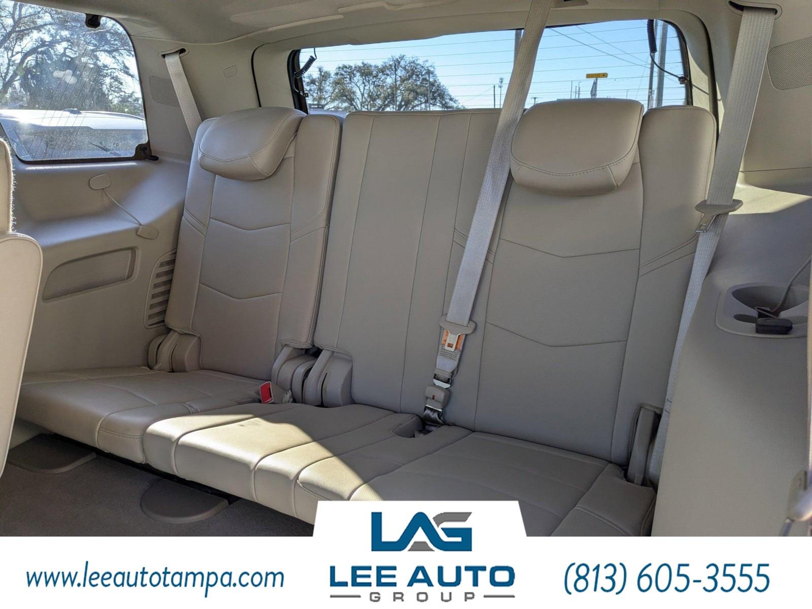 Cadillac Escalade Premium - Thumbnail 16