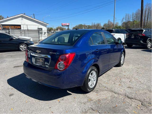 CHEVROLET SONIC - Thumbnail 5