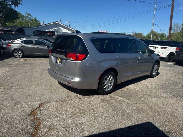 CHRYSLER VOYAGER - Thumbnail 5