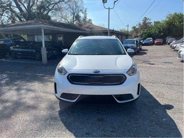 KIA NIRO - Thumbnail 2