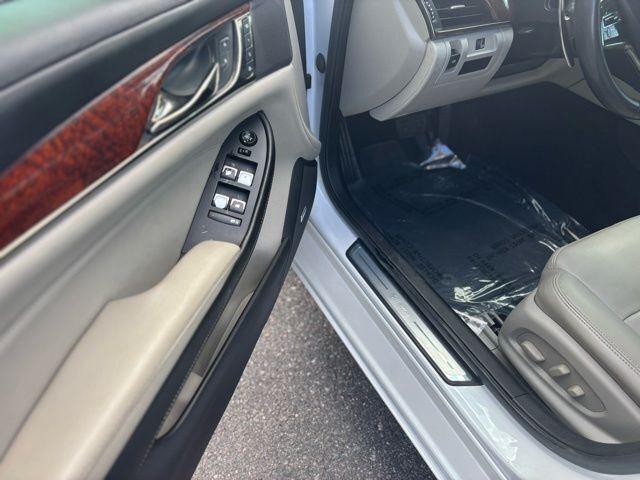 Cadillac CTS - Thumbnail 18