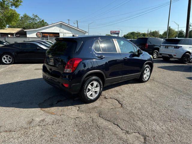 CHEVROLET TRAX - Thumbnail 5