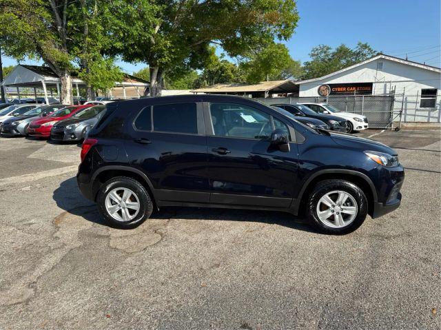 CHEVROLET TRAX - Thumbnail 4