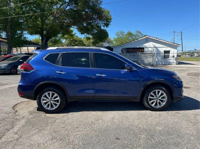 NISSAN ROGUE - Thumbnail 4