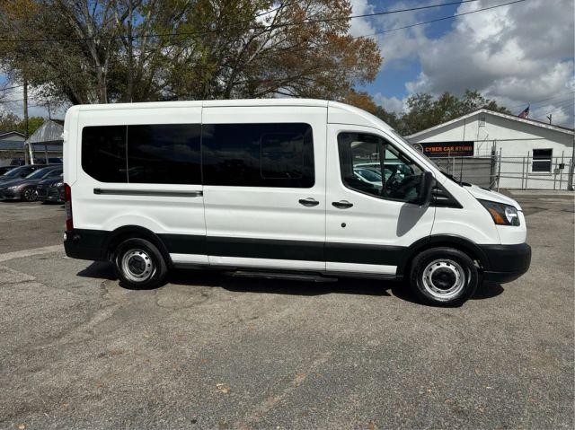 FORD TRANSIT 350 WAGON - Thumbnail 4