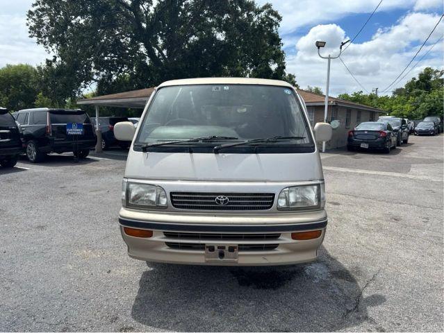 TOYOTA HIACE (JAPAN SIENNA) - Thumbnail 2