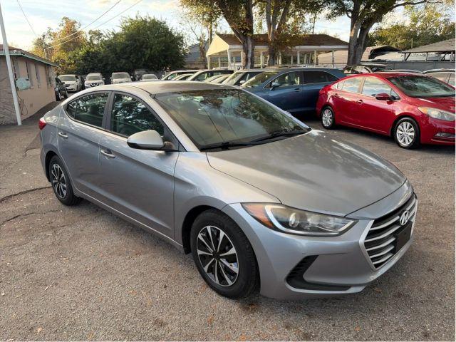 HYUNDAI ELANTRA - Thumbnail 3