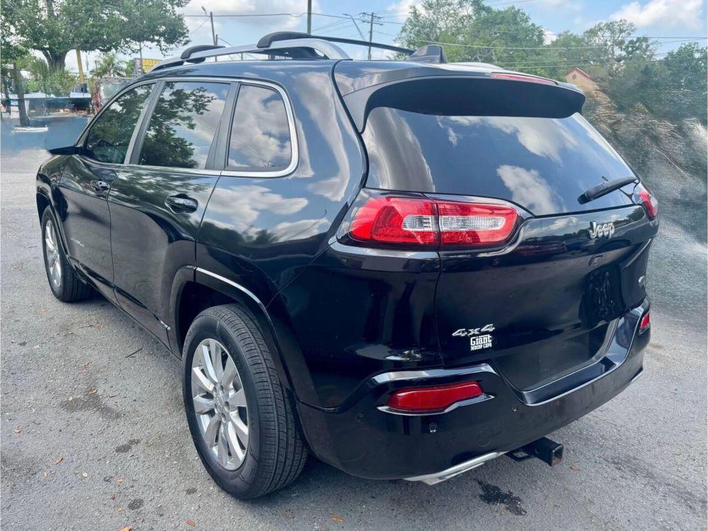 Jeep Cherokee - Thumbnail 10