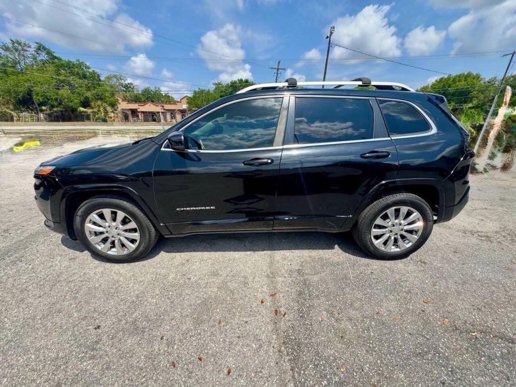 Jeep Cherokee - Thumbnail 12