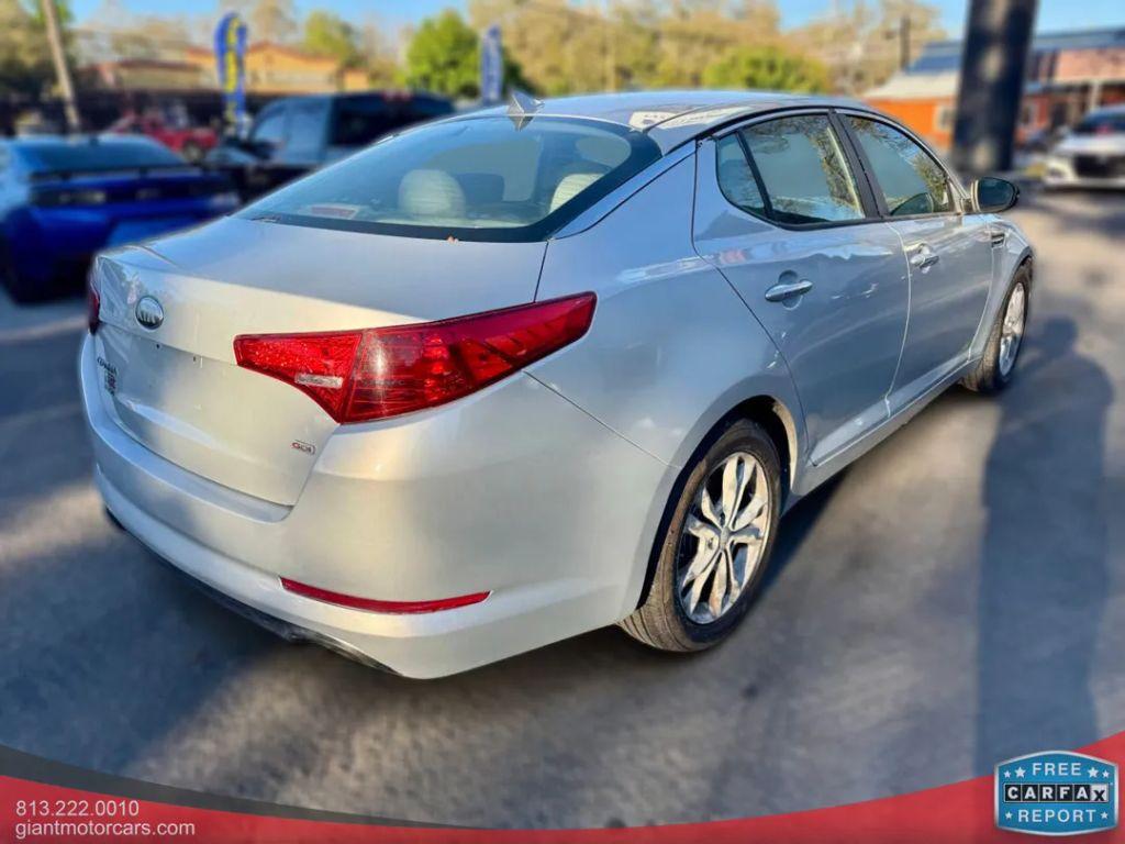 Kia Optima - Thumbnail 11