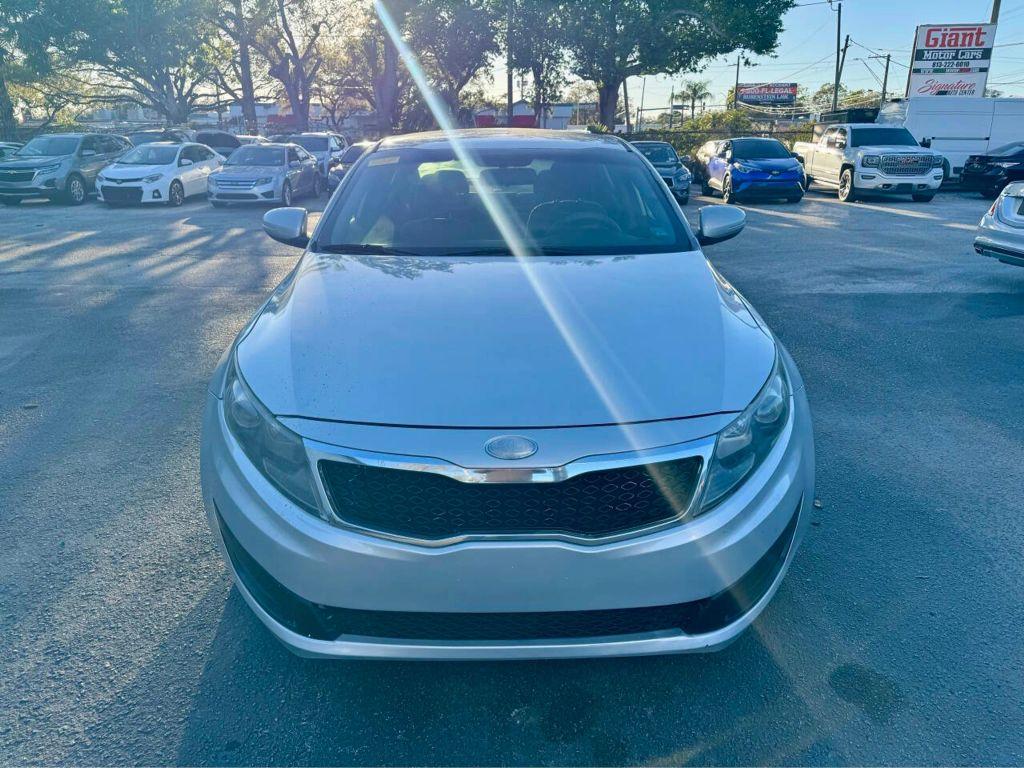 Kia Optima - Thumbnail 19