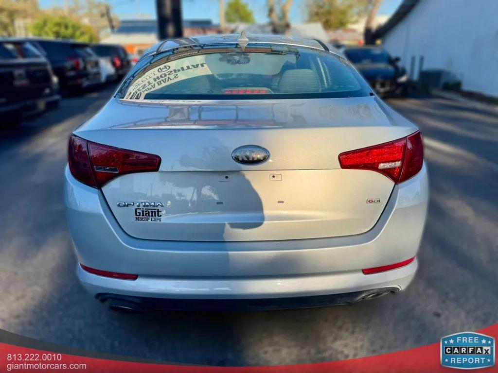 Kia Optima - Thumbnail 12