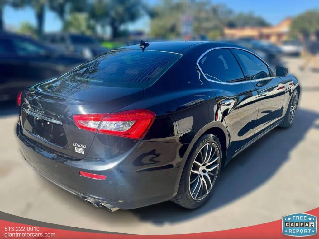 Maserati Ghibli - Thumbnail 11