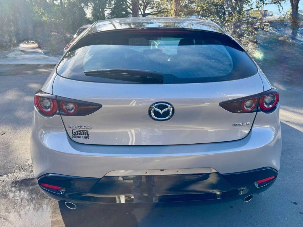 Mazda Mazda3 - Thumbnail 15