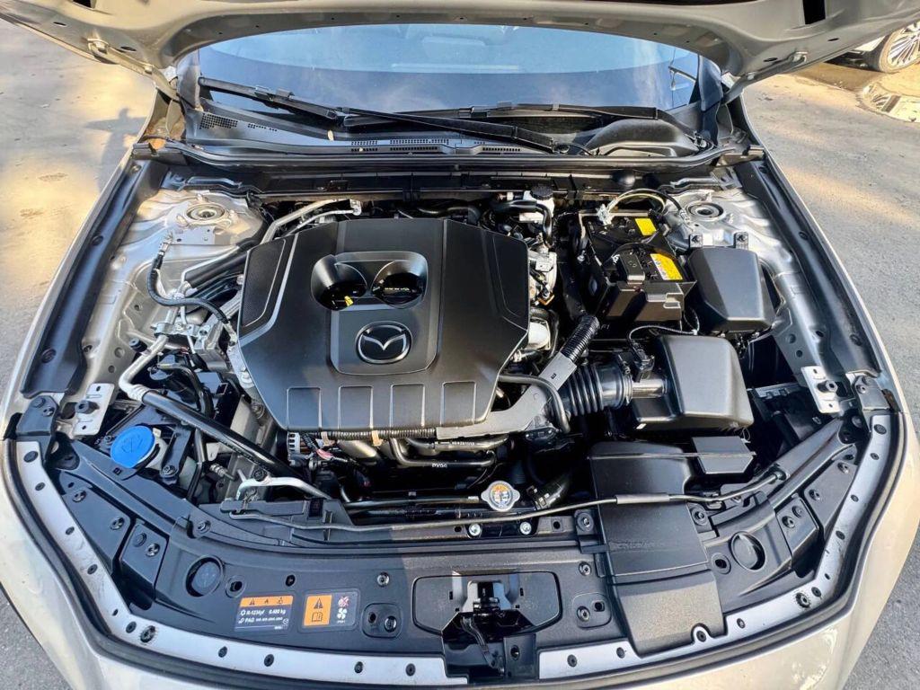 Mazda Mazda3 - Thumbnail 19