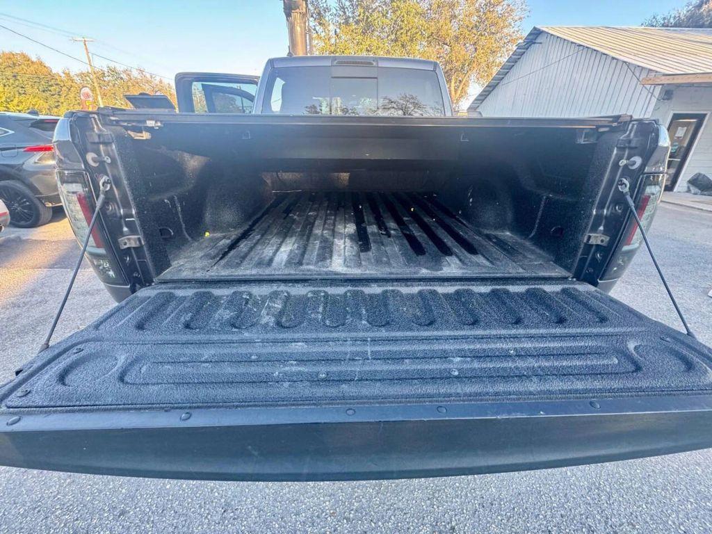 Ram 1500 Crew Cab - Thumbnail 14