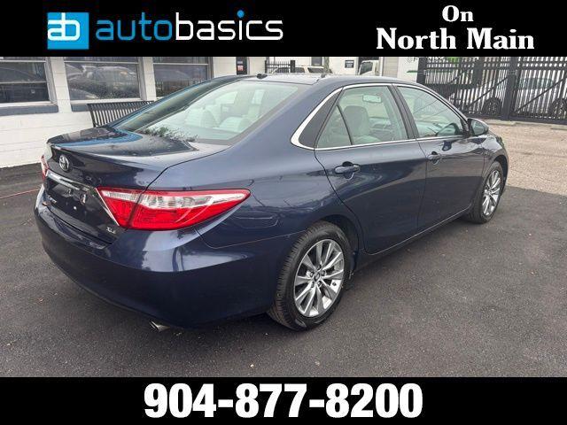 Toyota Camry - Thumbnail 14