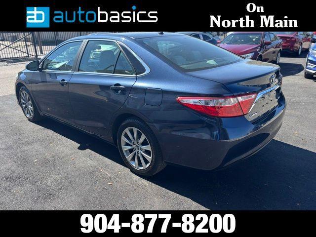 Toyota Camry - Thumbnail 4