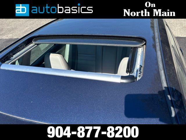 Toyota Camry - Thumbnail 7