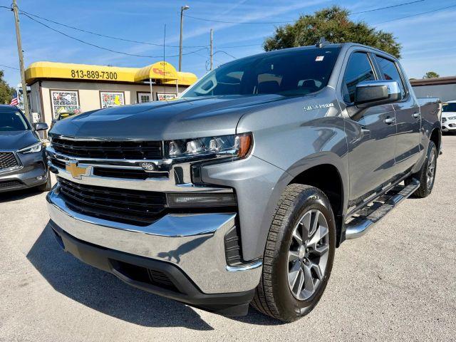 Chevrolet Silverado 1500 Crew Cab - View 1