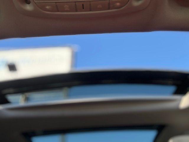 Nissan Maxima - Thumbnail 13