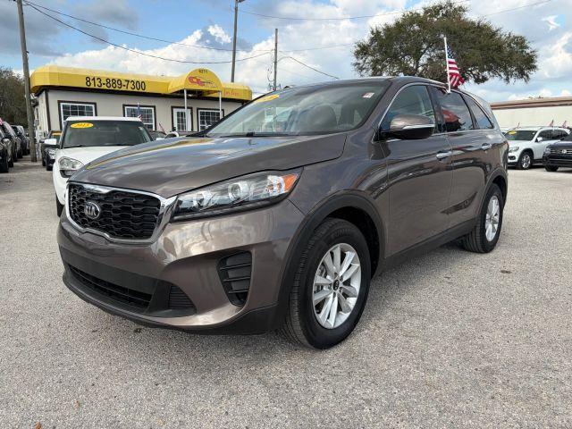 Kia Sorento - View 1