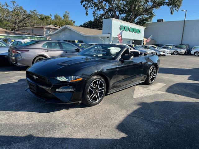 Ford Mustang - Thumbnail 3