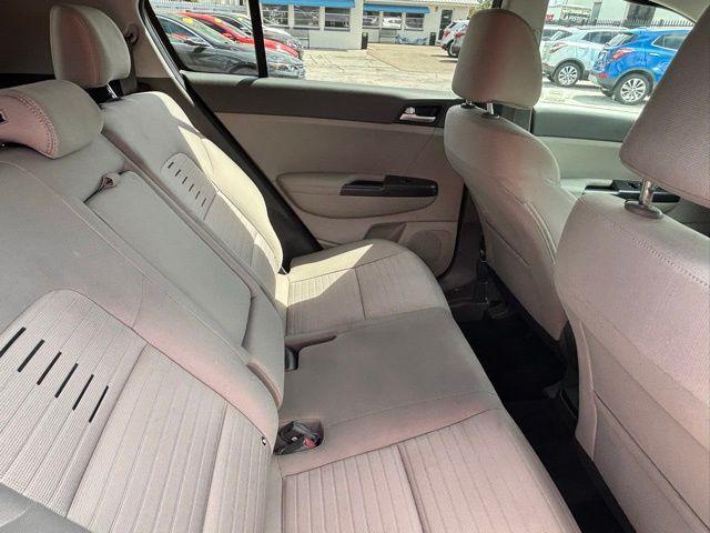 Kia Sportage - Thumbnail 16