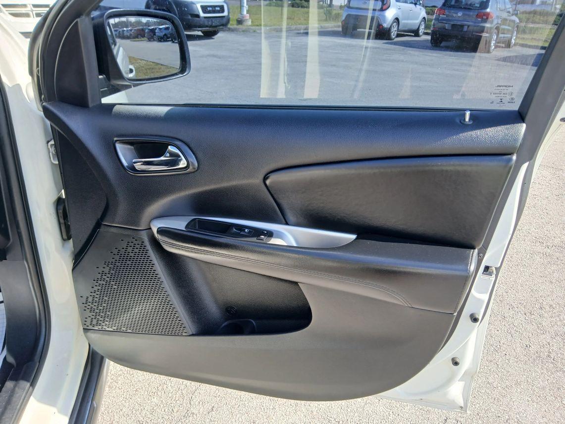 Dodge Journey - Thumbnail 18