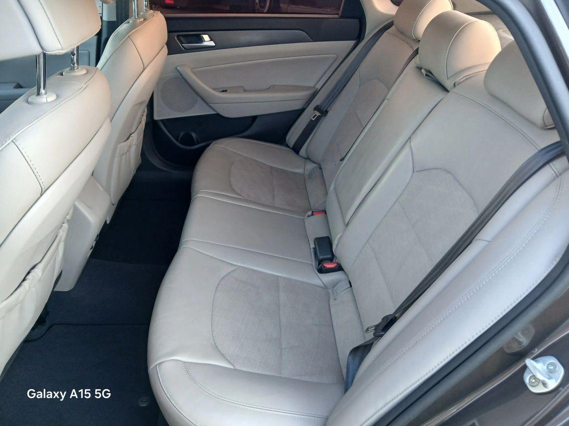 Hyundai Sonata - Thumbnail 14