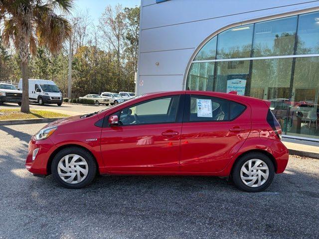 Toyota Prius c - Thumbnail 2