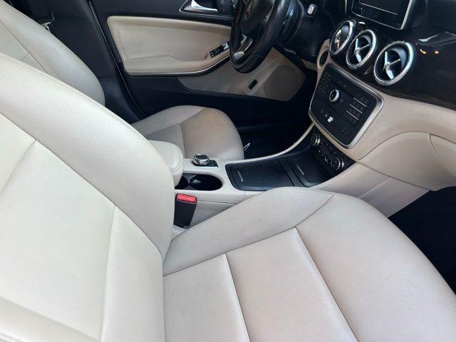 Mercedes-Benz CLA - Thumbnail 15