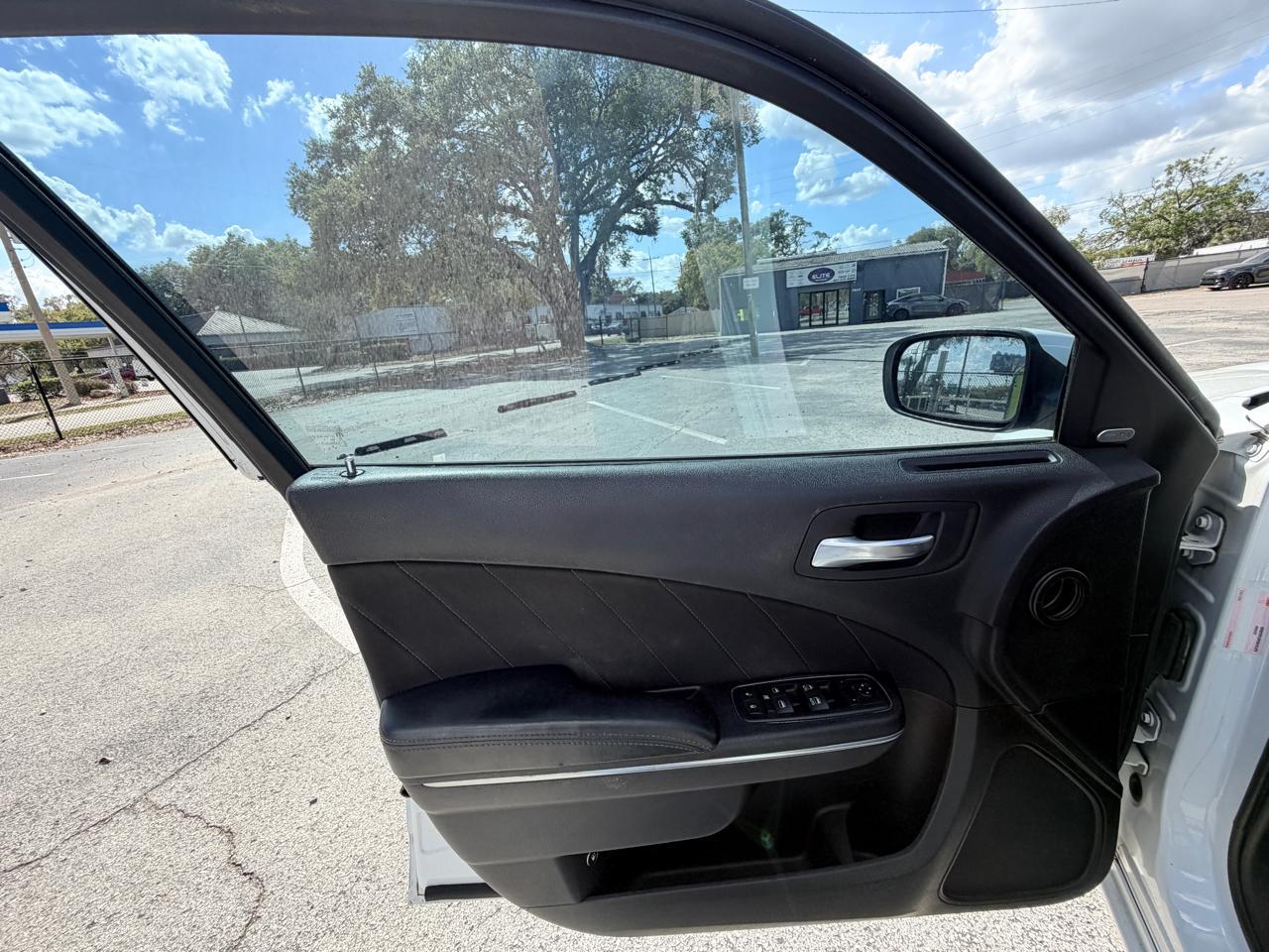 Dodge Chargerr/T - Thumbnail 16