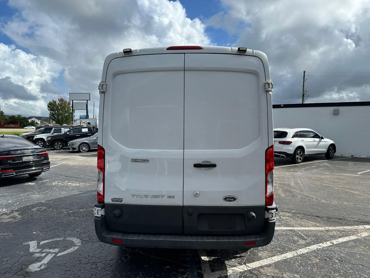 Ford Transit150 Van Med. Roof W/Sliding Pass. 148-In. Wb - Thumbnail 6
