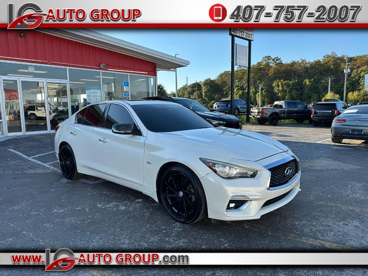 Infiniti Q503.0T Luxe Awd - View 1