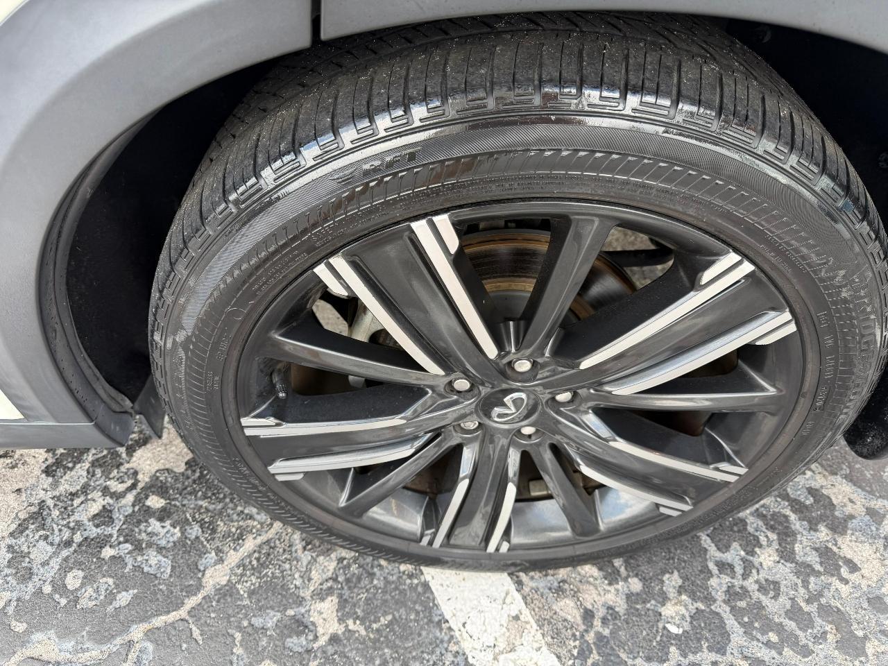 Infiniti Qx50Luxe - Thumbnail 9