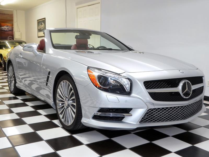 Mercedes-Benz Sl 550 *4.7 V8*Driver Assist*19&Quot; Wheels*25K Miles*Fl Car* - Thumbnail 3