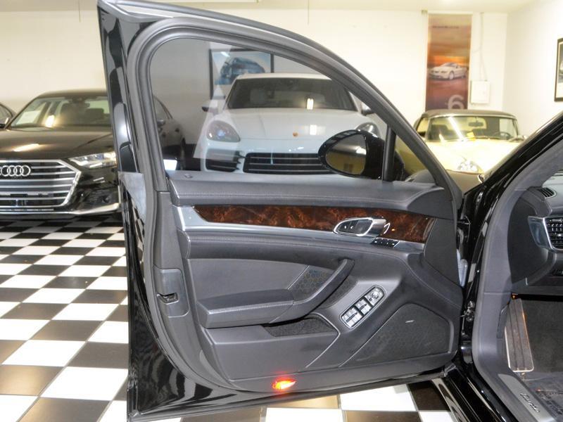 Porsche Panamera Turbo *1 Owner*Sport/Premium*Pasm*11K Mi*158K Msrp* - Thumbnail 13