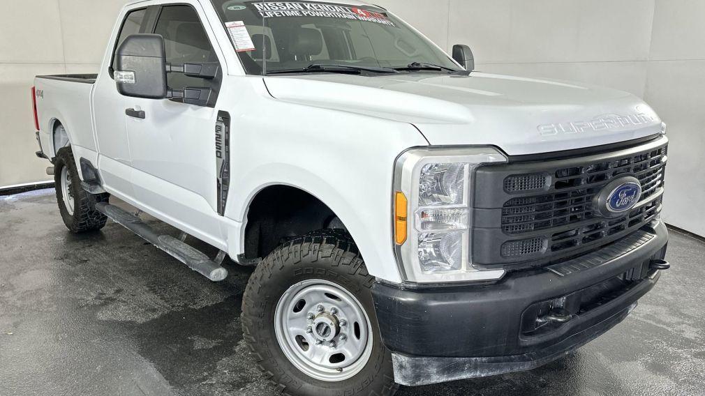 Ford Super Duty F 250 SRW - View 1