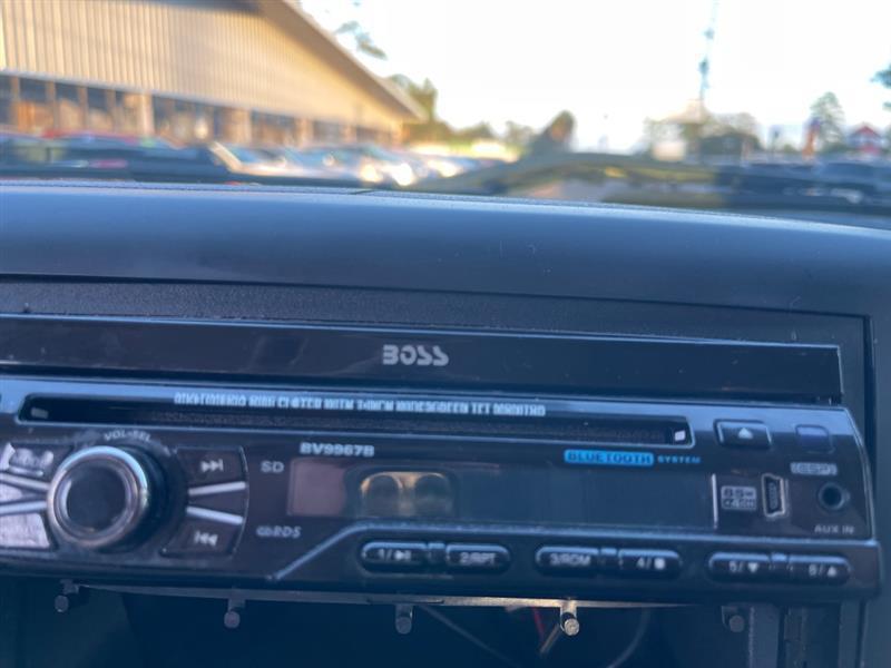 Chevrolet Silverado 1500Work Truck Long Box 2Wd - Thumbnail 12