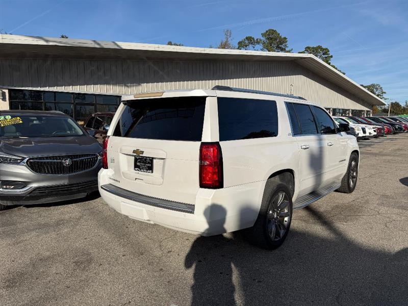 Chevrolet Suburbanltz 2Wd - Thumbnail 4