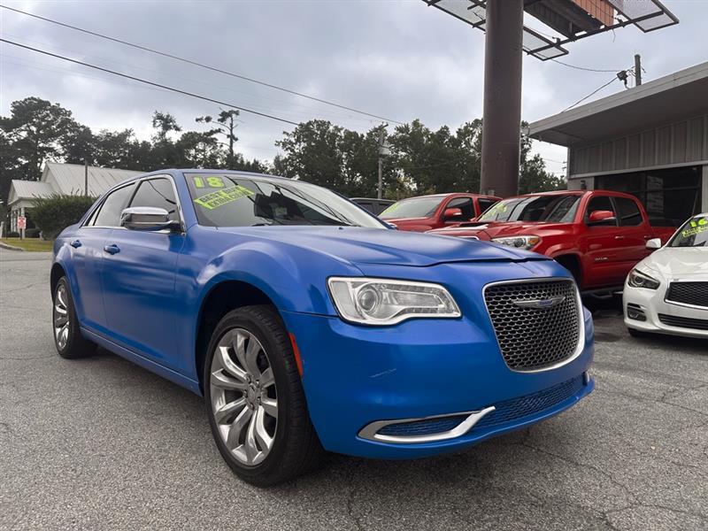Chrysler 300Touring - Thumbnail 3