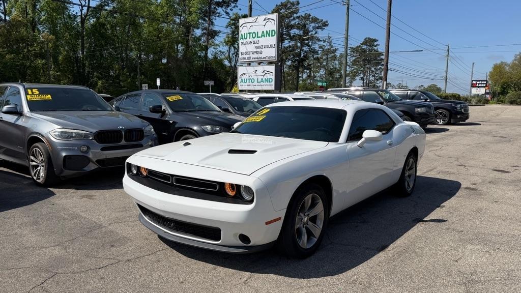 Dodge Challengersxt Rwd - View 1