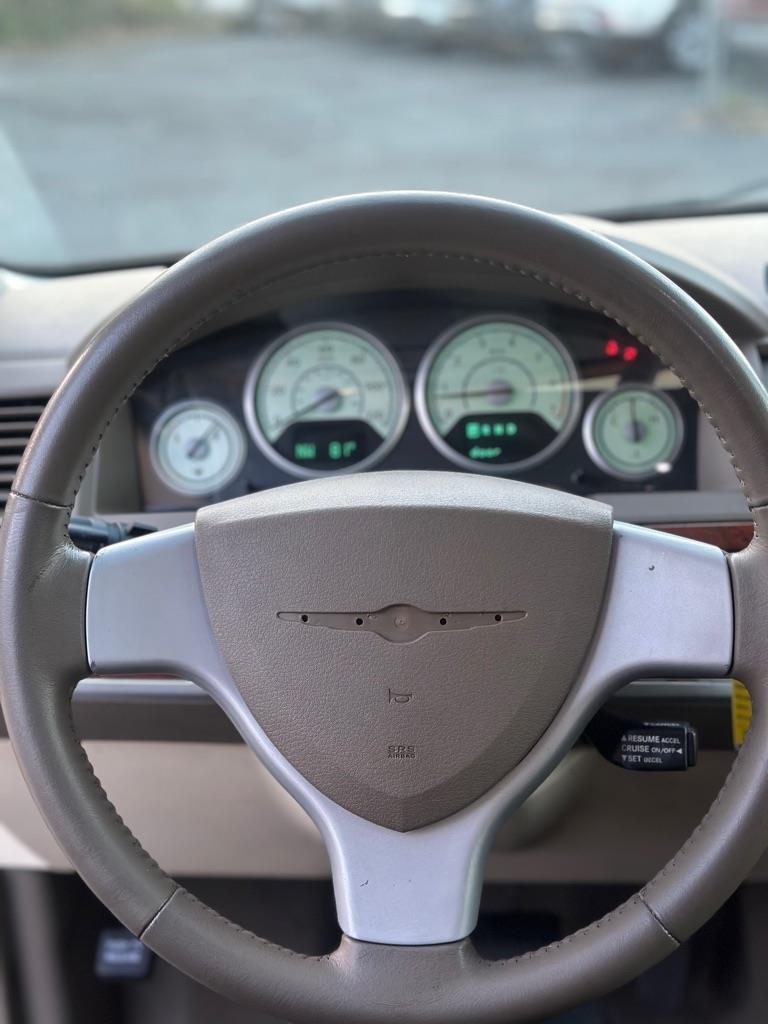 Chrysler Town & Country4Dr Wgn Touring - Thumbnail 9