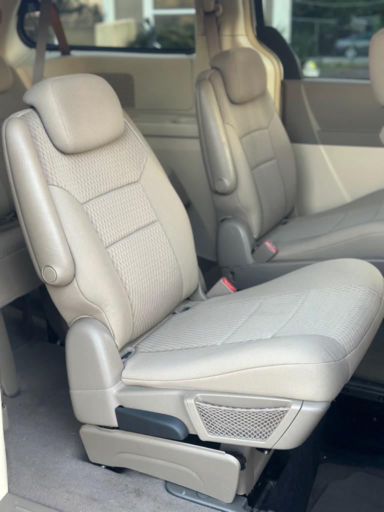 Chrysler Town & Country4Dr Wgn Touring - Thumbnail 18