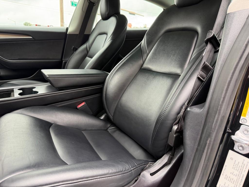 Tesla Model 3 Standard Range Plus - Thumbnail 18