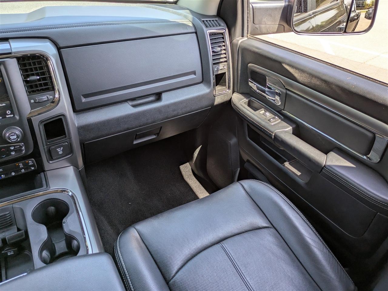 Ram 2500Laramie Crew Cab Swb 4Wd - Thumbnail 18