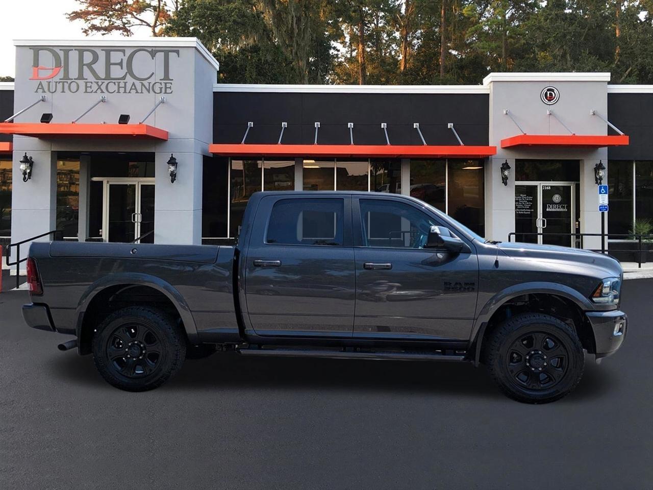 Ram 2500Laramie Crew Cab Swb 4Wd - Thumbnail 3