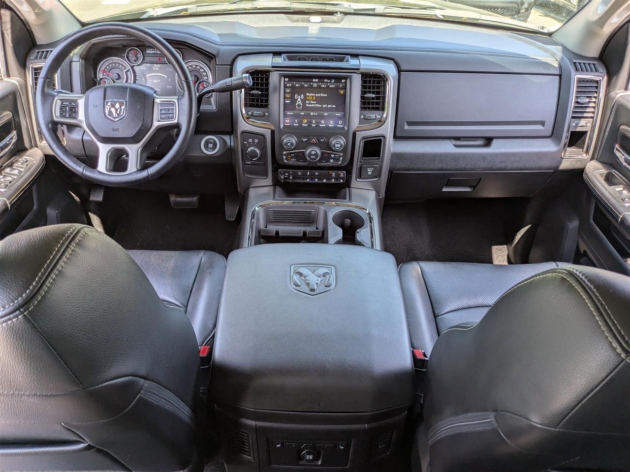 Ram 2500Laramie Crew Cab Swb 4Wd - Thumbnail 16