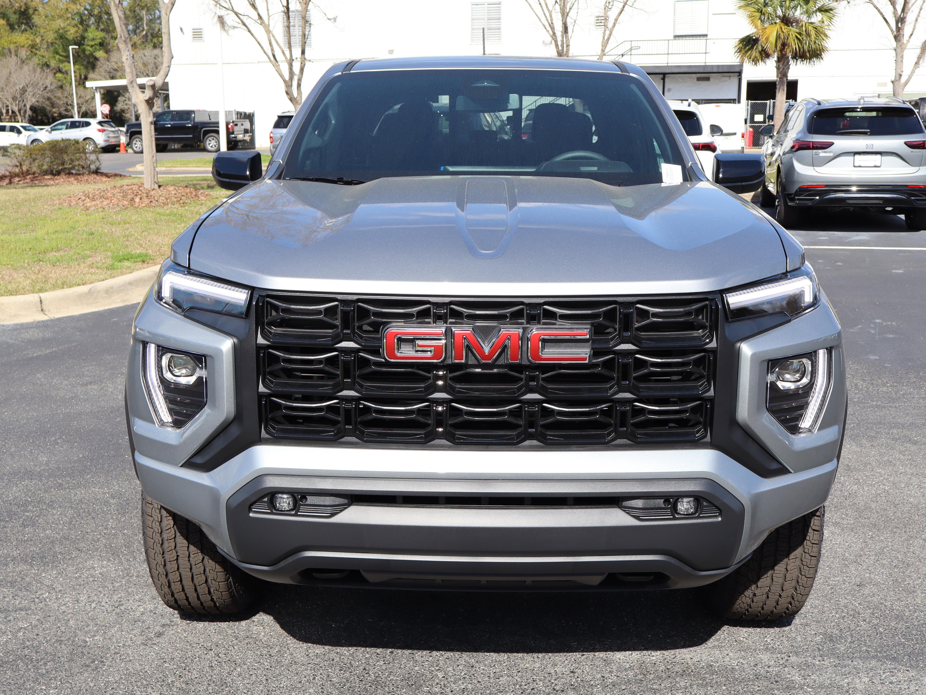 Gmc Canyon Elevation Rear Wheel Drive Crew Cab - Thumbnail 3